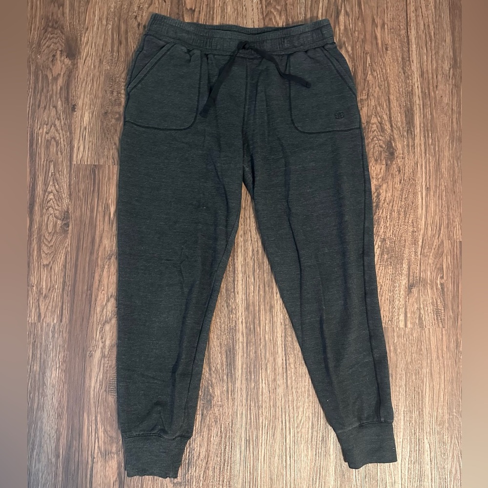 Albion Fit Women’s At Ease Joggers -Graphite